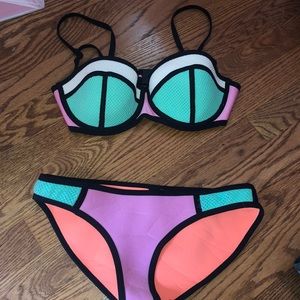 Triangl bikini